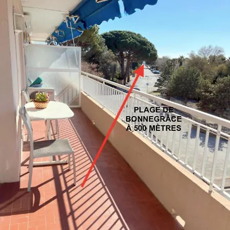 T3 With Balcony Near The Sea * Six-Fours-les-Plages