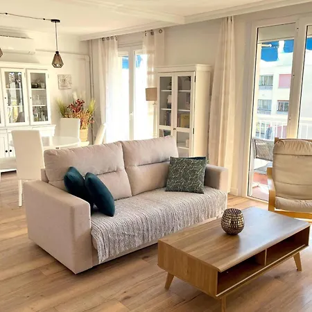 T3 With Balcony Near The Sea