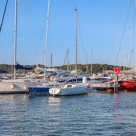 T3 With Balcony Near The Sea Apartament